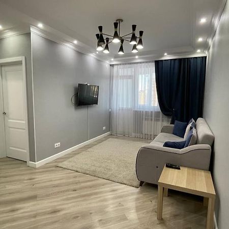 Ernaz Plus Apartments: Sauran-Towers Astana Dış mekan fotoğraf