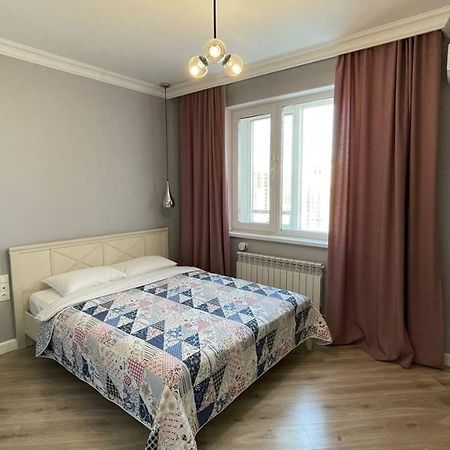 Ernaz Plus Apartments: Sauran-Towers Astana Dış mekan fotoğraf