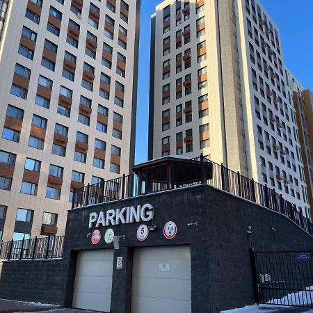 Ernaz Plus Apartments: Sauran-Towers Astana Dış mekan fotoğraf