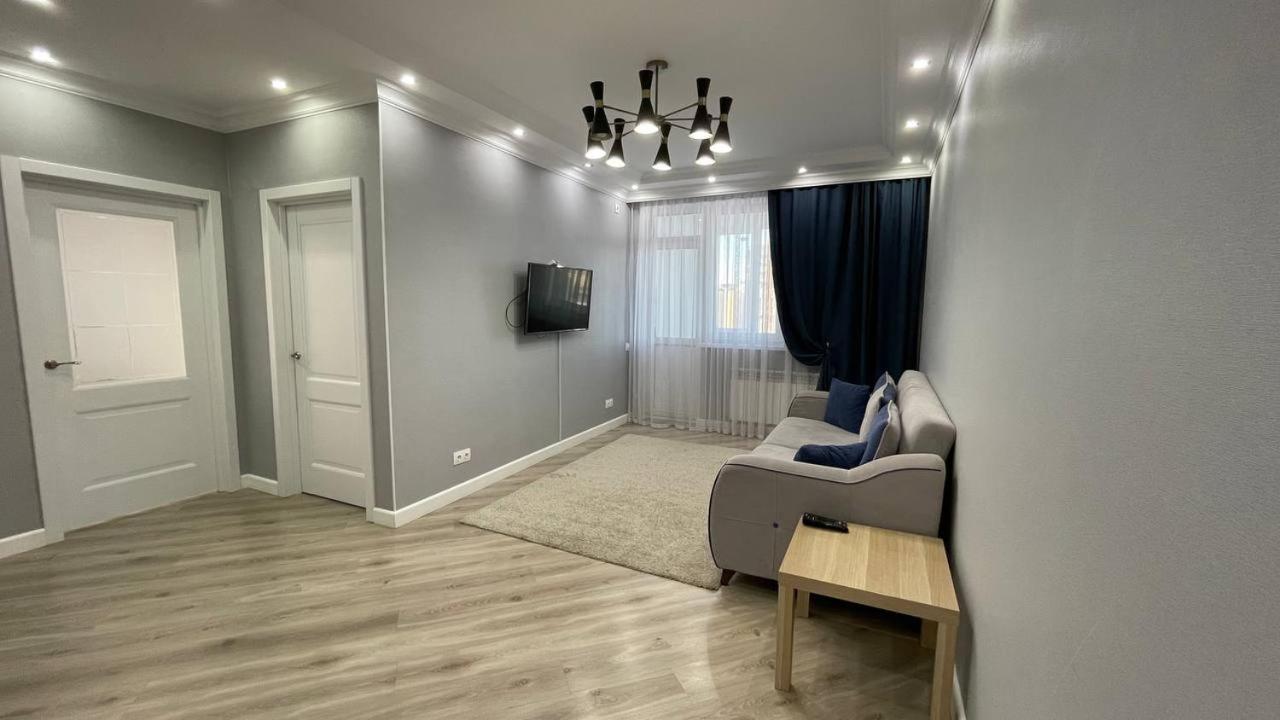 Ernaz Plus Apartments: Sauran-Towers Astana Dış mekan fotoğraf