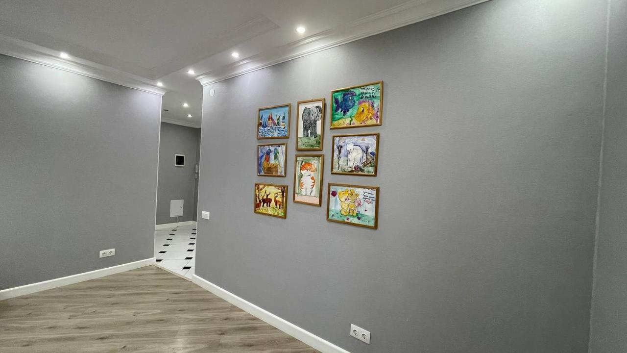 Ernaz Plus Apartments: Sauran-Towers Astana Dış mekan fotoğraf