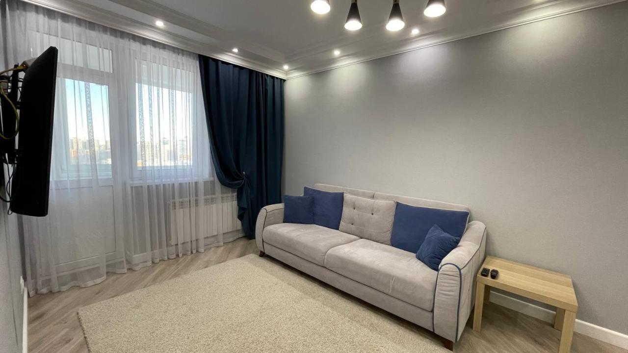 Ernaz Plus Apartments: Sauran-Towers Astana Dış mekan fotoğraf